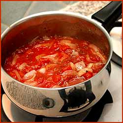 Recette de la sauce tomate maison.